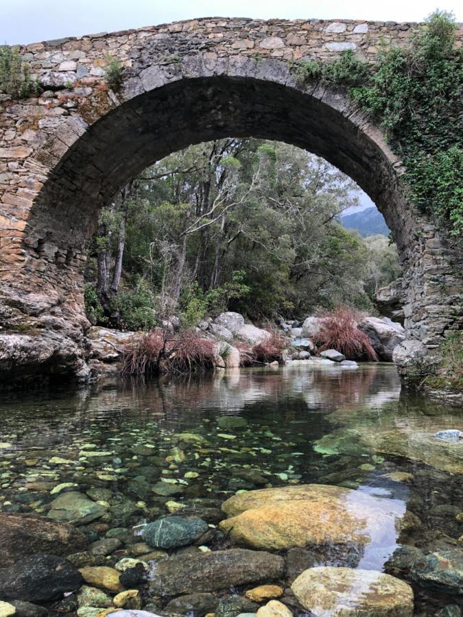 Bed and Breakfast Les 5 Arches Sisco Exterior foto
