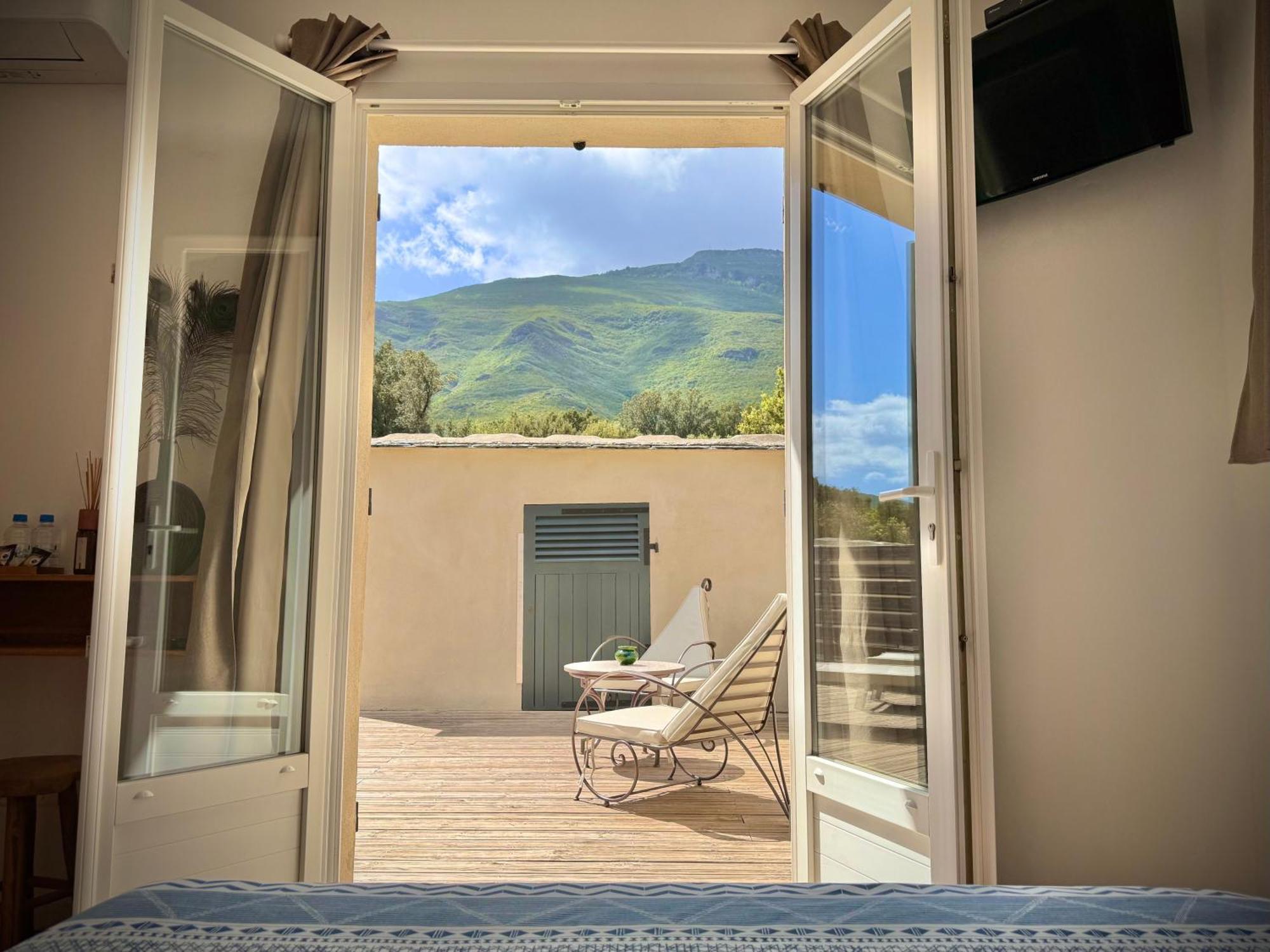 Bed and Breakfast Les 5 Arches Sisco Exterior foto