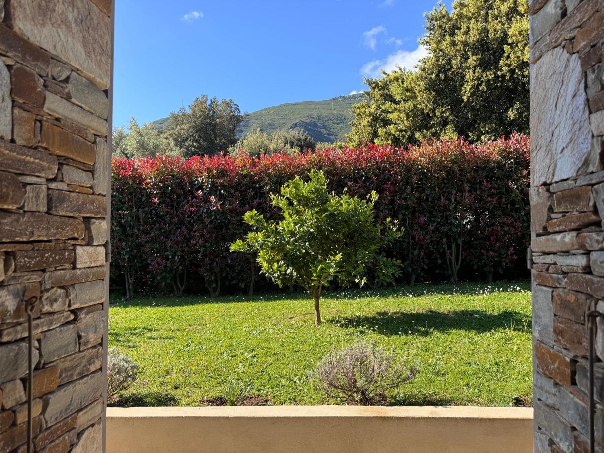 Bed and Breakfast Les 5 Arches Sisco Exterior foto
